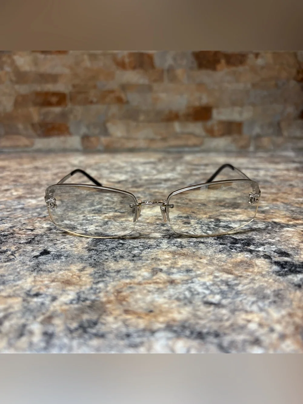 Vintage CHANEL CH 4093-B C1246I Rim less glasses